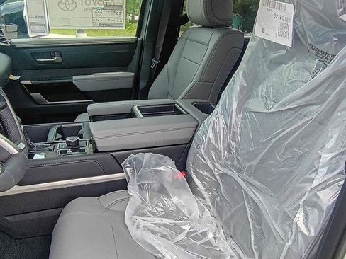 New 2026 Toyota Tundra Limited AWD/4WD image 10