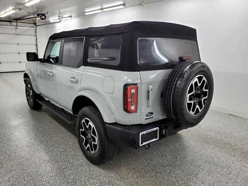 Used 2022 Ford Bronco Outer Banks image 6