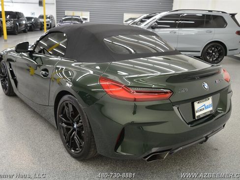 Used 2025 BMW Z4 M40i w/ Premium Package image 11