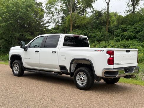 Used 2025 Chevrolet Silverado 2500 W/T w/ WT/CX Safety Package AWD/4WD image 5