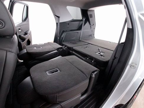 Used 2020 Chevrolet Traverse Premier w/ Redline Edition image 36