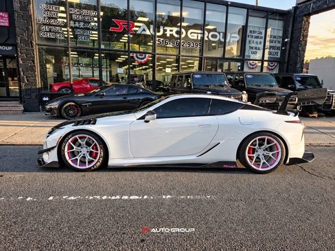 Used 2018 Lexus LC 500 Coupe w/ Touring Package RWD image 5