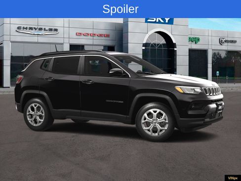 New 2025 Jeep Compass Latitude image 13