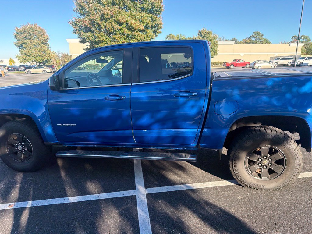 Used 2020 Chevrolet Colorado W/T w/ WT Convenience Package AWD/4WD image 10