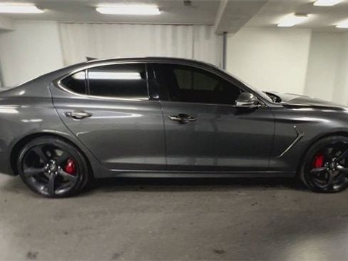 Used 2021 Genesis G70 3.3T w/ Sport Package image 9