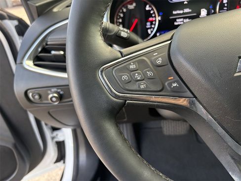 Used 2023 Chevrolet Malibu LT image 16