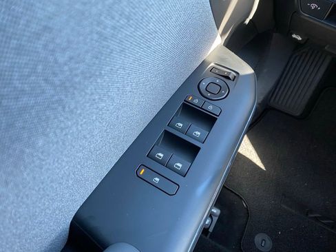 New 2025 Kia K4 EX image 19