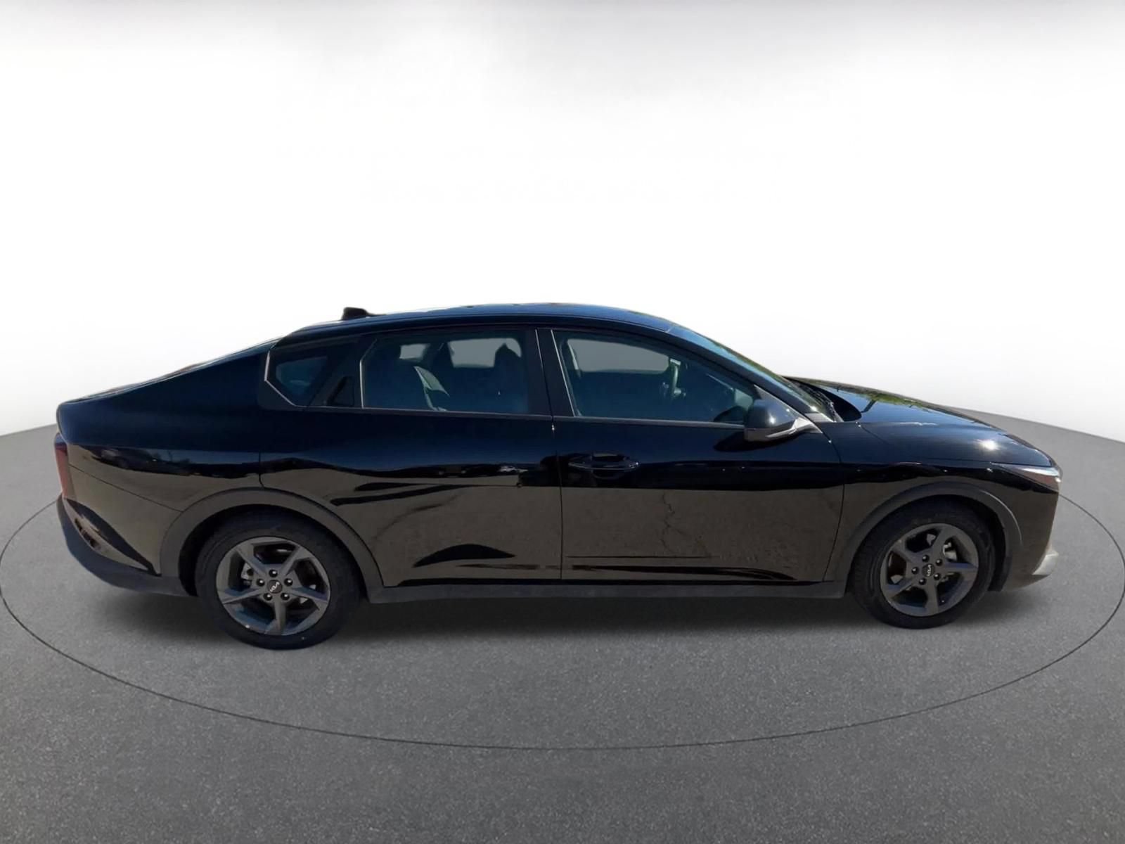 Used 2025 Kia K4 FWD image 15