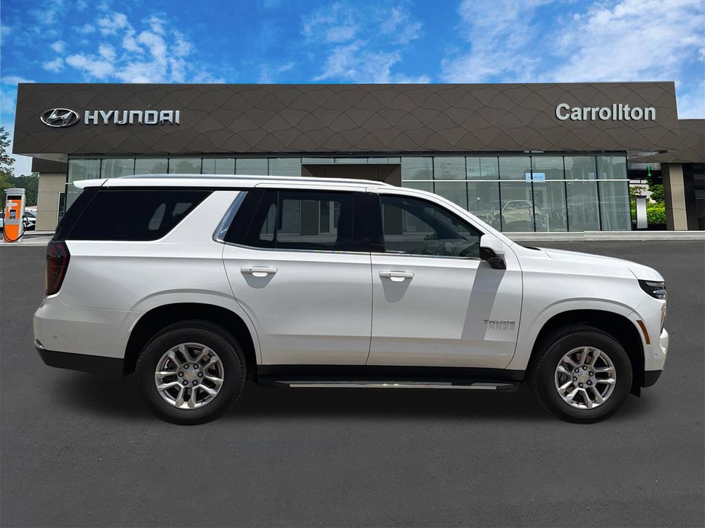 Used 2025 Chevrolet Tahoe LT AWD/4WD image 4