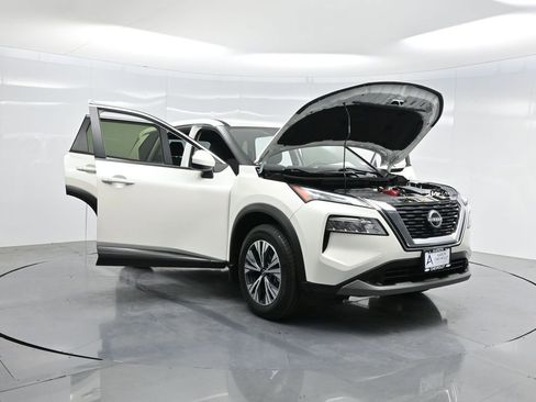 Used 2023 Nissan Rogue SV image 46