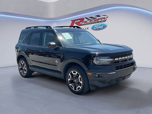 Used 2023 Ford Bronco Sport Outer Banks AWD/4WD image 2