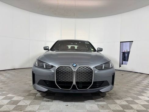 New 2026 BMW i4 xDrive40i image 2