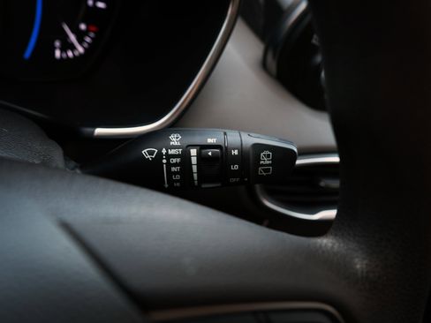 Used 2020 Hyundai Santa Fe SEL image 24