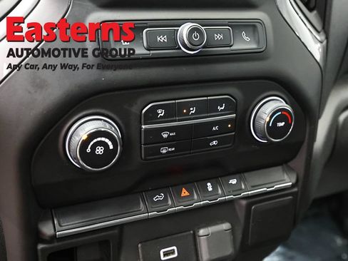 Used 2019 Chevrolet Silverado 1500 Custom w/ Custom Value Package RWD image 20