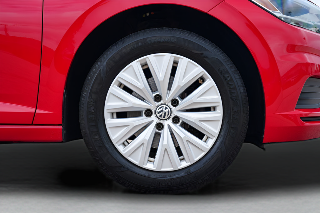 Used 2019 Volkswagen Jetta S w/ Driver Assistance Package FWD image 9