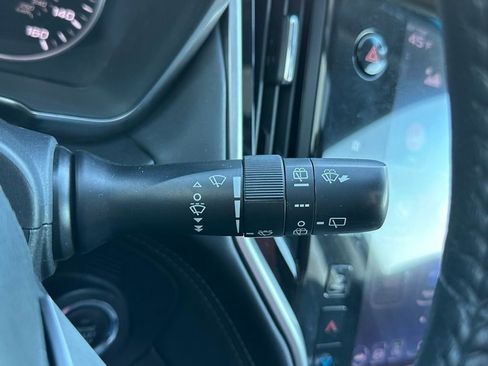 Used 2022 Subaru Outback Limited image 30