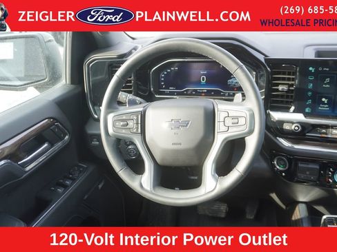 Used 2024 Chevrolet Silverado 1500 RST w/ True North Edition Plus image 11