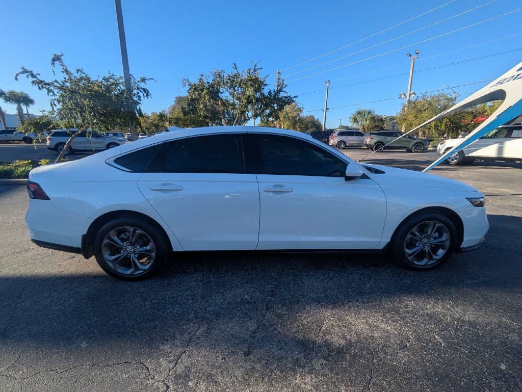 Used 2024 Honda Accord EX image 3