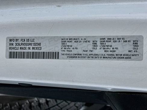 Used 2024 RAM ProMaster 2500 w/ Convenience Group FWD image 27