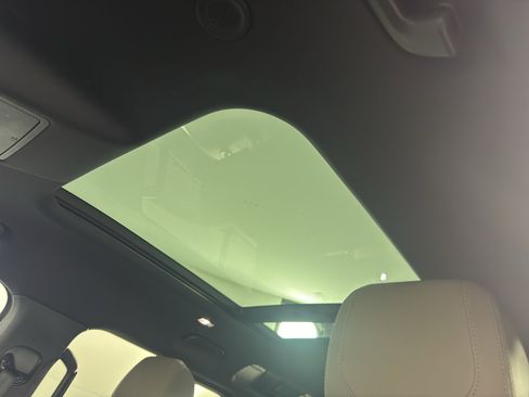 Used 2021 Land Rover Defender 110 S AWD/4WD image 30