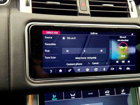 Used 2018 Land Rover Range Rover Sport SE AWD/4WD image 21