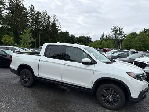 Used 2020 Honda Ridgeline Sport image 5