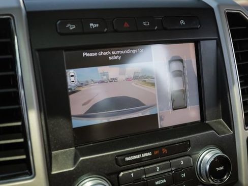 Used 2018 Ford F150 Lariat w/ Equipment Group 502A Luxury AWD/4WD image 56