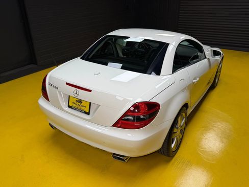 Used 2010 Mercedes-Benz SLK 300 SLK 300 Roadster 2D image 44