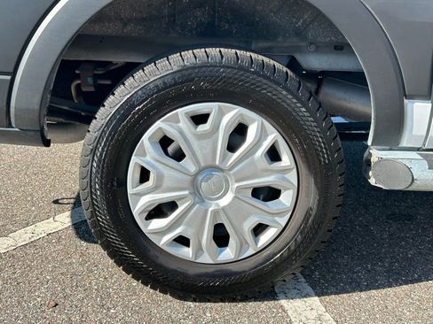 Used 2025 Ford Transit 250 Low Roof w/ Exterior Upgrade Package RWD image 44