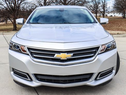Used 2019 Chevrolet Impala LT image 15