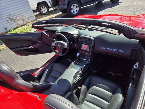 Used 2010 Chevrolet Corvette Grand Sport RWD image 17