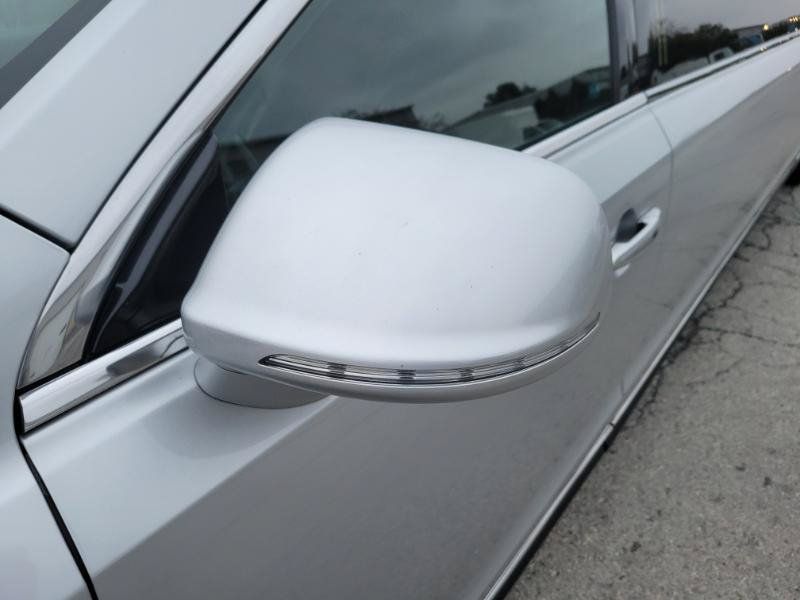 Used 2013 Lincoln MKT AWD image 21