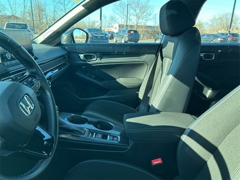 Used 2023 Honda Civic Sport image 30
