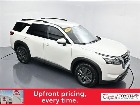 Used 2024 Nissan Pathfinder SV image 49