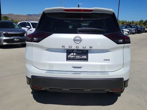 New 2026 Nissan Rogue SV w/ Cold Weather Package AWD/4WD image 9