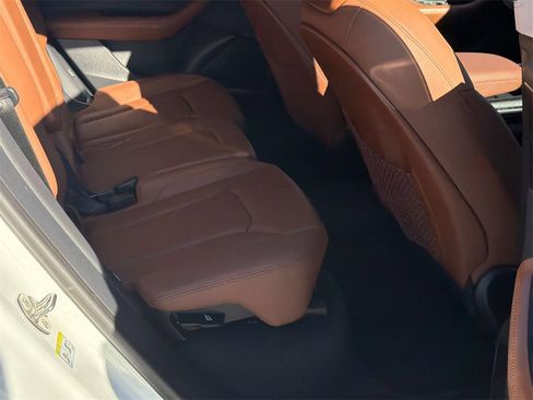 Used 2022 Audi Q8 Prestige image 29