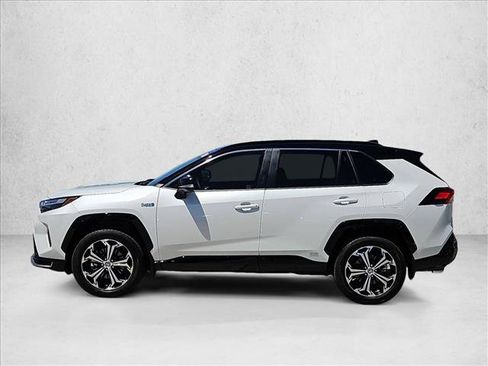Used 2024 Toyota RAV4 XSE w/ Weather Package AWD/4WD image 9