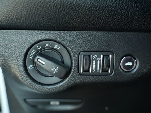 Used 2019 Dodge Challenger R/T Scat Pack RWD image 26