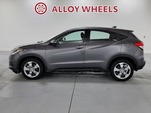Used 2022 Honda HR-V LX image 5