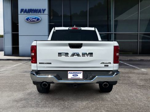 Used 2025 RAM 1500 Big Horn AWD/4WD image 5