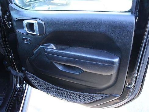 Used 2022 Jeep Gladiator Sport AWD/4WD image 20