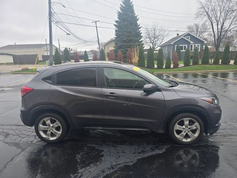 Used 2016 Honda HR-V EX-L image 10