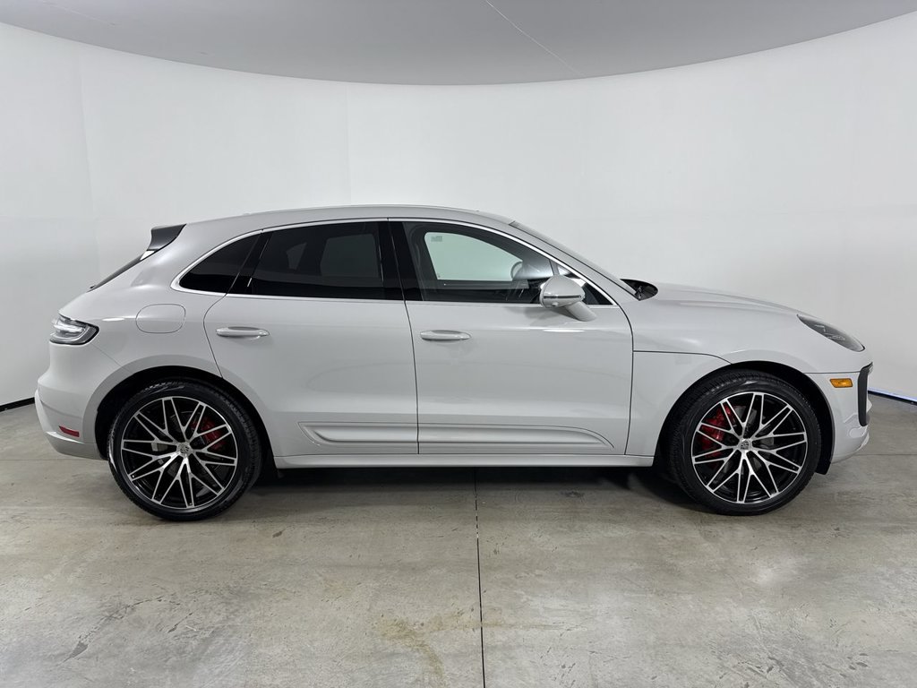 Certified 2025 Porsche Macan S AWD/4WD image 8