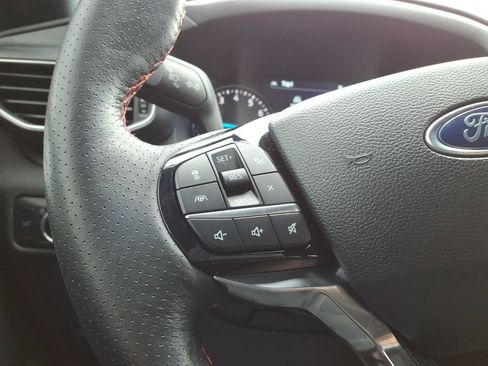 Used 2023 Ford Explorer ST-Line AWD/4WD image 18