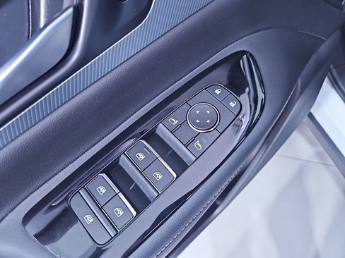 New 2025 Nissan Murano SL image 11