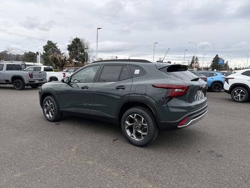 New 2026 Chevrolet Trax LT w/ Driver Confidence Package image 3
