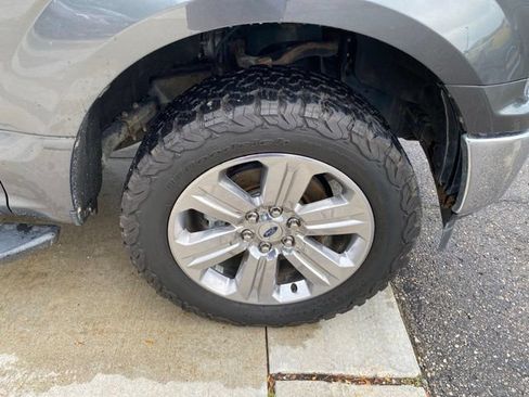 Used 2019 Ford F150 XLT w/ Equipment Group 302A Luxury AWD/4WD image 15