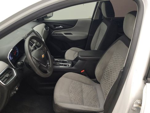 Used 2019 Chevrolet Equinox LS AWD/4WD image 17