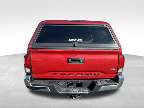 Used 2019 Toyota Tacoma TRD Off-Road image 6