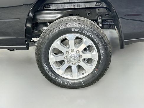 New 2026 RAM 2500 Big Horn AWD/4WD image 17